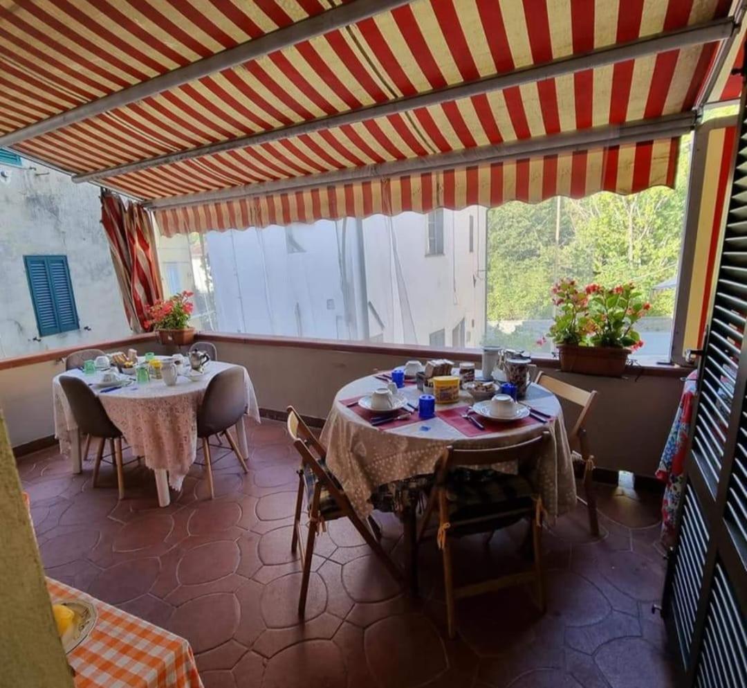 A Collodi Io & Mamma100 M Dal Parco Di Pinocchio Bed and Breakfast Buitenkant foto