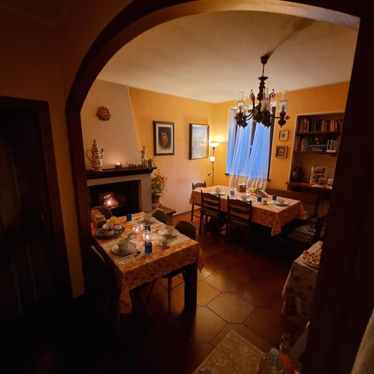 A Collodi Io & Mamma100 M Dal Parco Di Pinocchio Bed and Breakfast Buitenkant foto