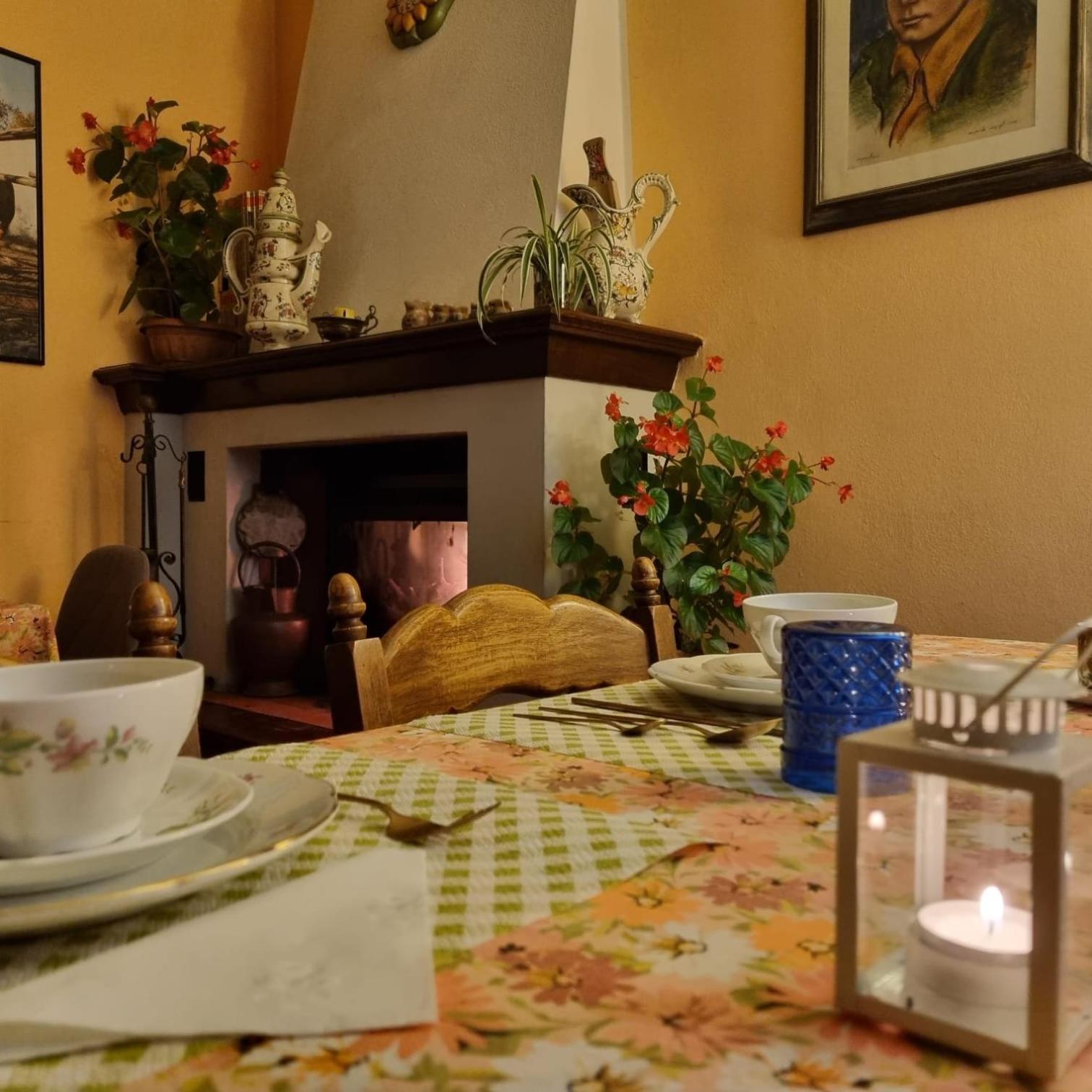 A Collodi Io & Mamma100 M Dal Parco Di Pinocchio Bed and Breakfast Buitenkant foto